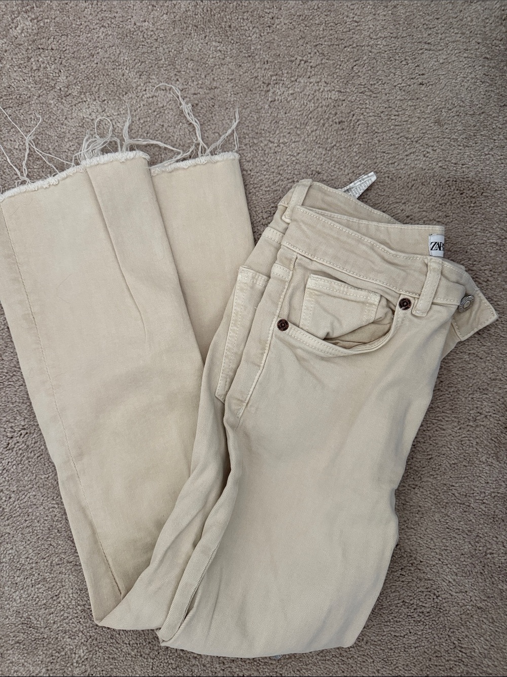Zara Raw-Hem Cropped Jeans in Beige